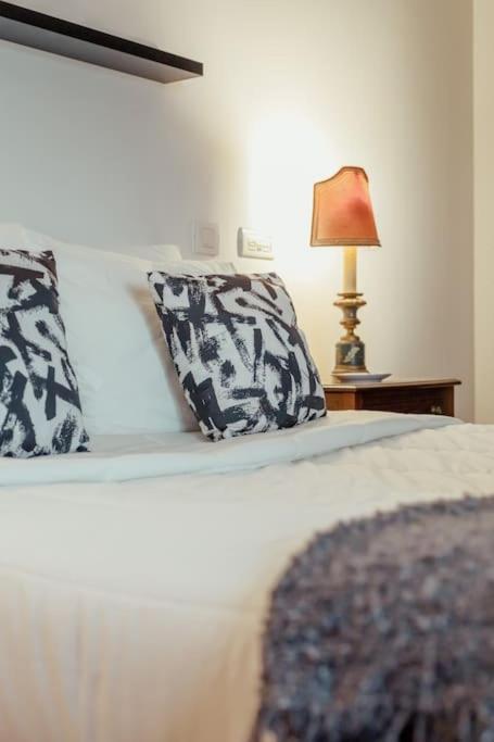 Charmoso Apartamento Sacavém Exteriör bild