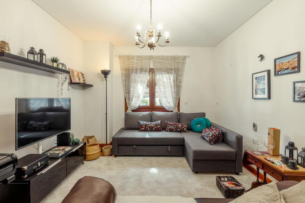 Charmoso Apartamento Sacavém Exteriör bild
