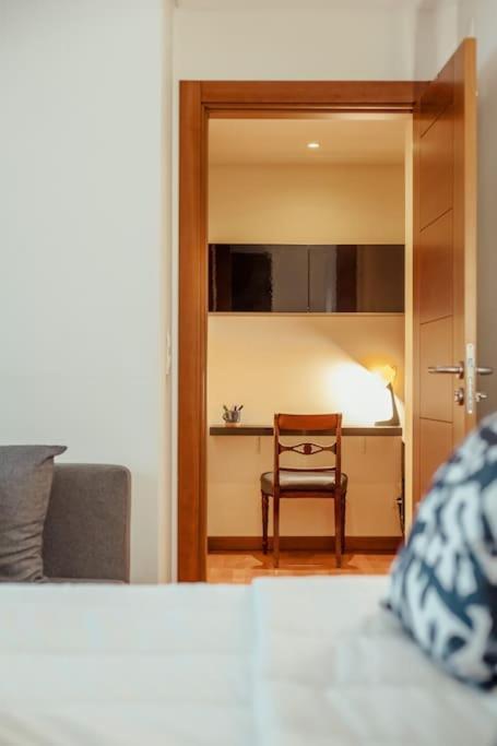 Charmoso Apartamento Sacavém Exteriör bild